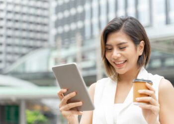 online bankolás telefonon keresztül