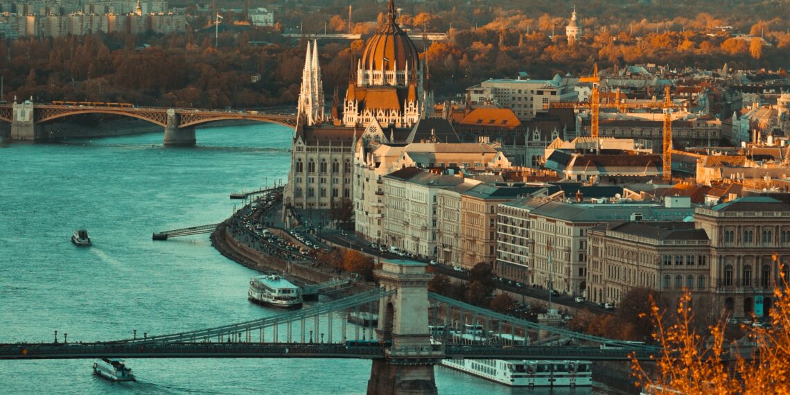 Budapest Parlament, Duna és a Lánchíd