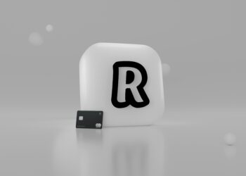 revolut kártya és logó