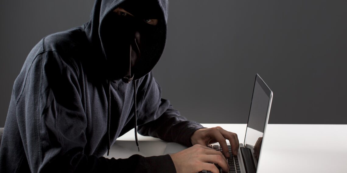 Csalásmegelőző újítás a Revolutnál: hogyan védi az ügyfeleit?