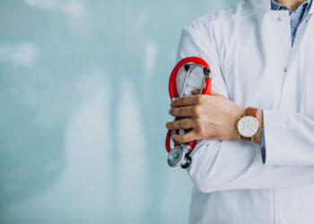 Várakozás helyett gyors ellátás egészségbiztosítással