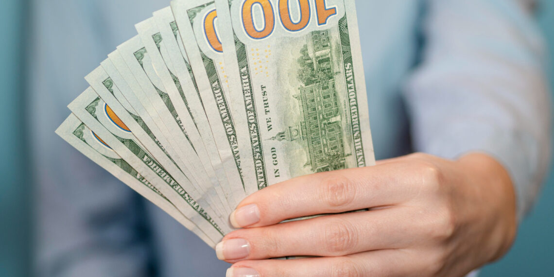 Megszavazták: nő az ingyenes készpénzfelvétel összege