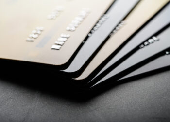 Ingyenes bankszámla: fizetős lesz, ha nem érkezik rá jóváírás?