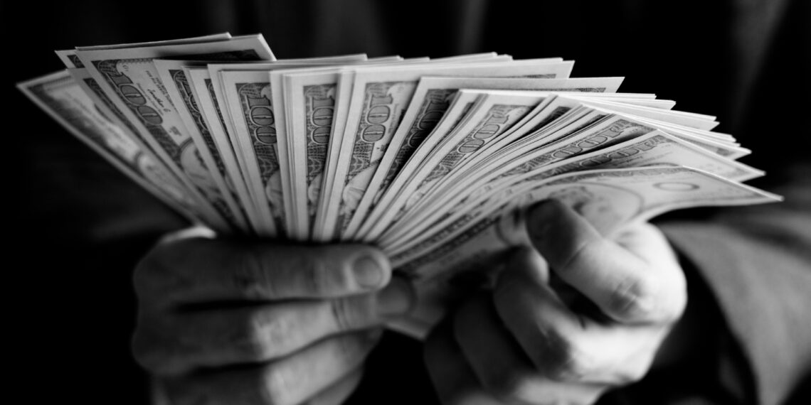 2027-től jöhet a készpénzkorlát: nem mindent fizethetünk kp-ban