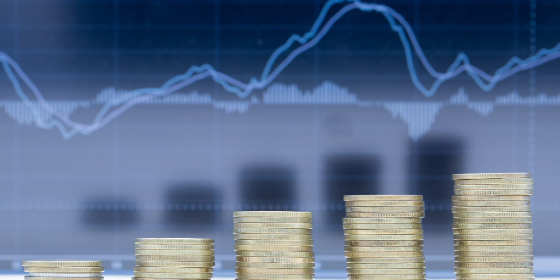 Ellentétesek a jóslatok a forint árfolyama kapcsán