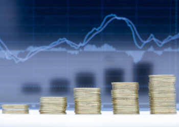 Ellentétesek a jóslatok a forint árfolyama kapcsán
